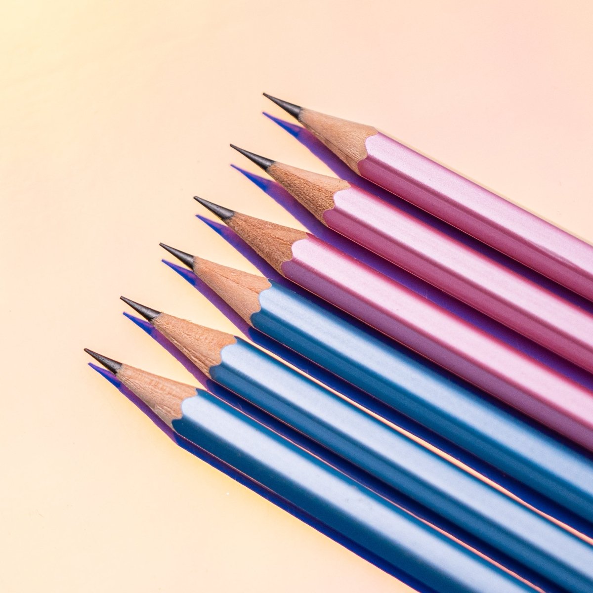 Blackwing Pearl Pink and Blue