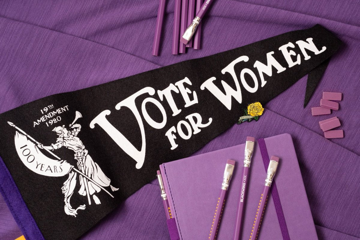Blackwing XIX Yellow Rose Pin and pennant.